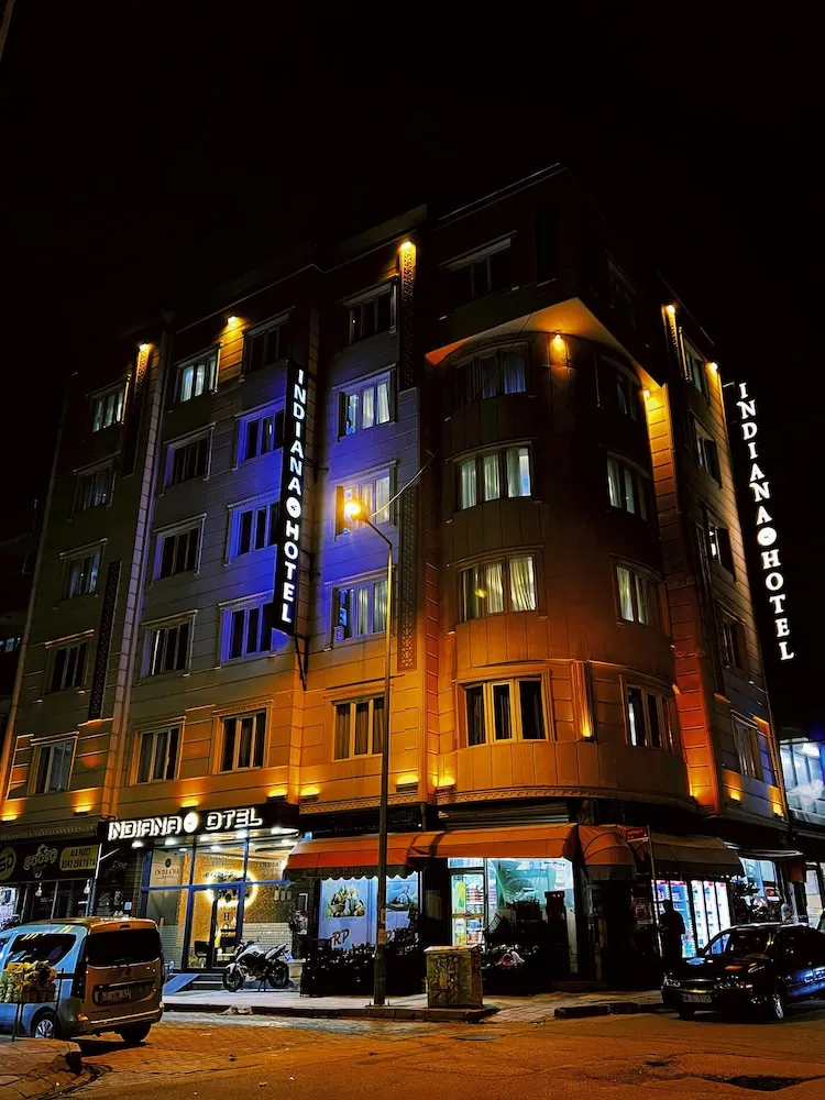 INDİANA HOTEL