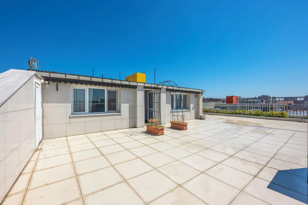 Family İki Ayrı Yataklı Oda