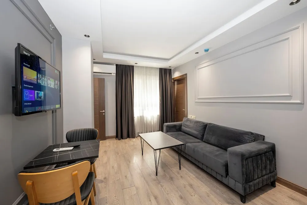 Deluxe Dört Kişilik Oda