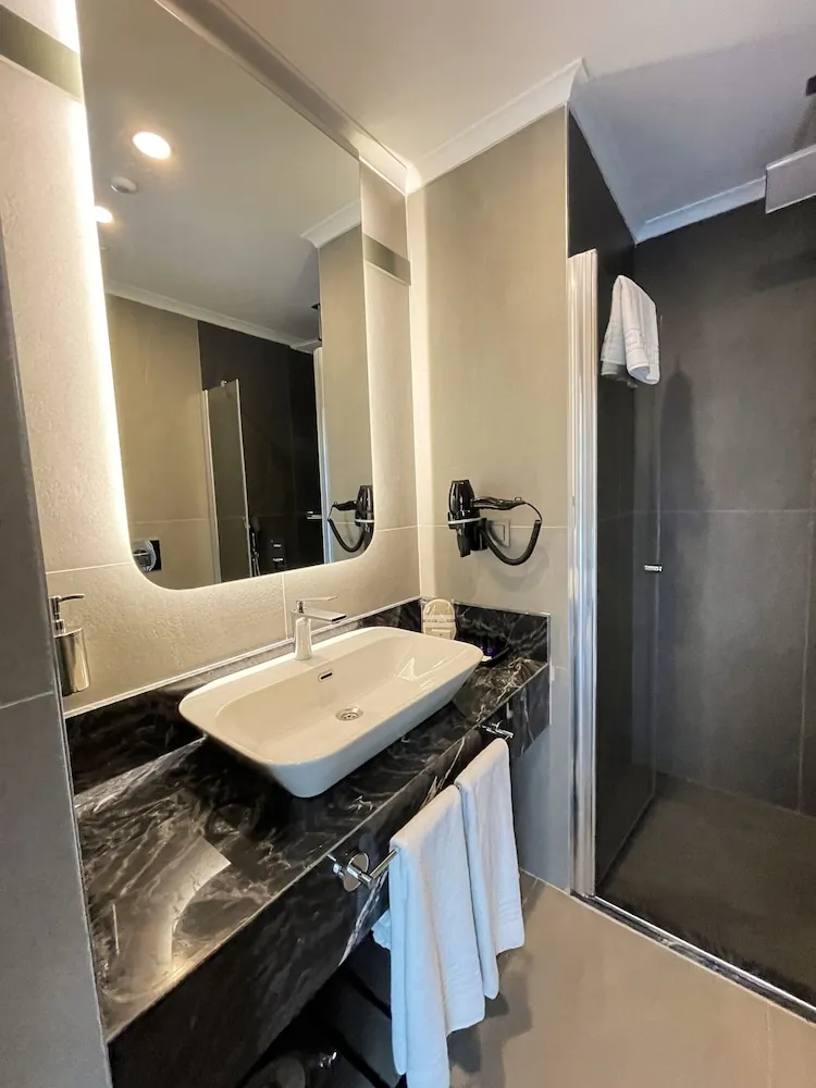 Standard Oda, Birden Çok Yatak, Şehir Manzaralı