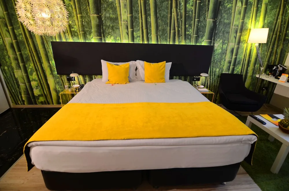 Standard Tek Büyük Yataklı Oda