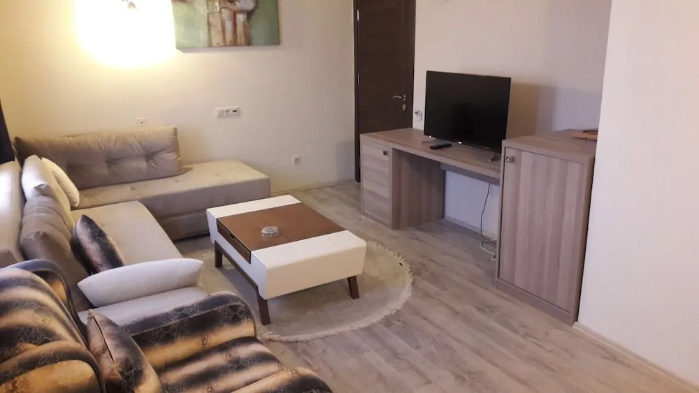 Standard Büyük Yataklı Tek Kişilik Oda