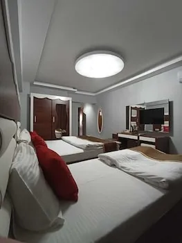 Adalı Hotel & Suites