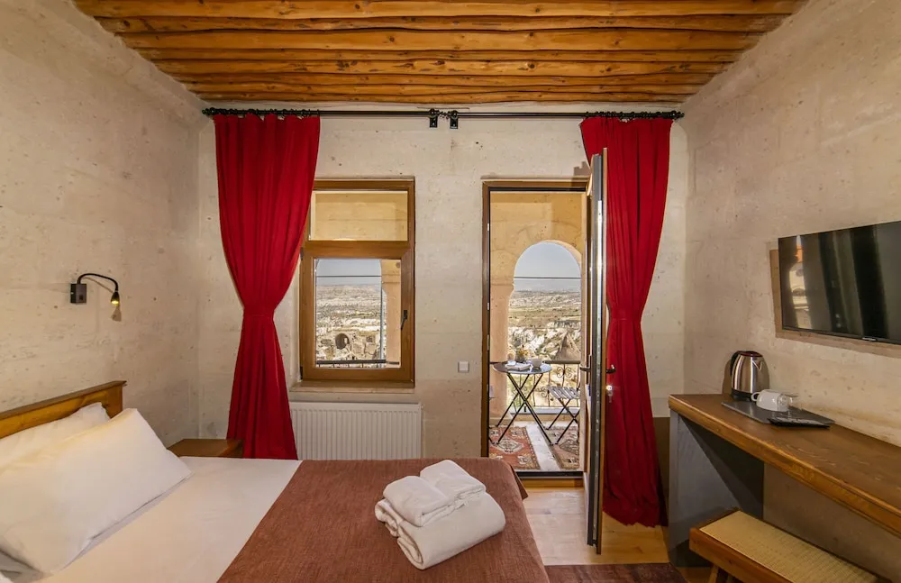 Panoramic Tek Büyük Yataklı Oda, Balkon, Vadi Manzaralı