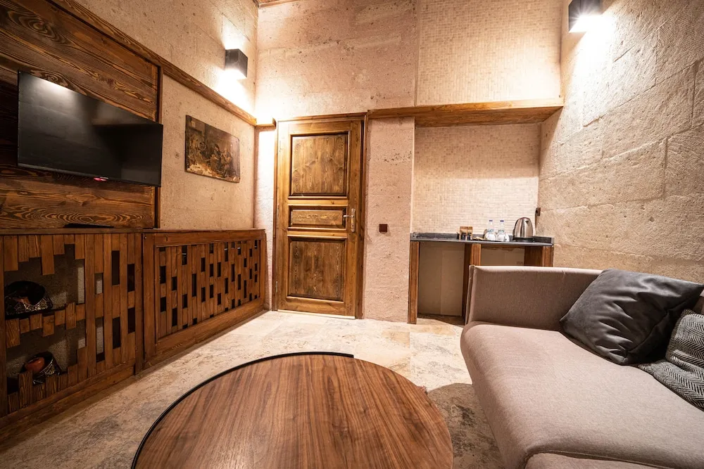 Traditional Süit, Sıcak Su Küveti