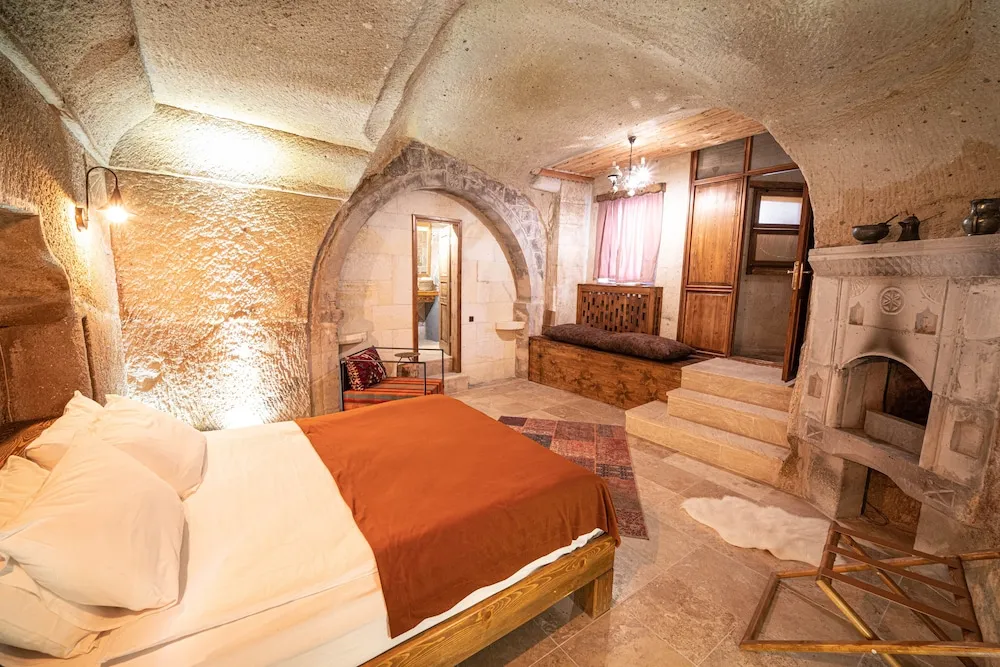 Traditional Süit, Sıcak Su Küveti