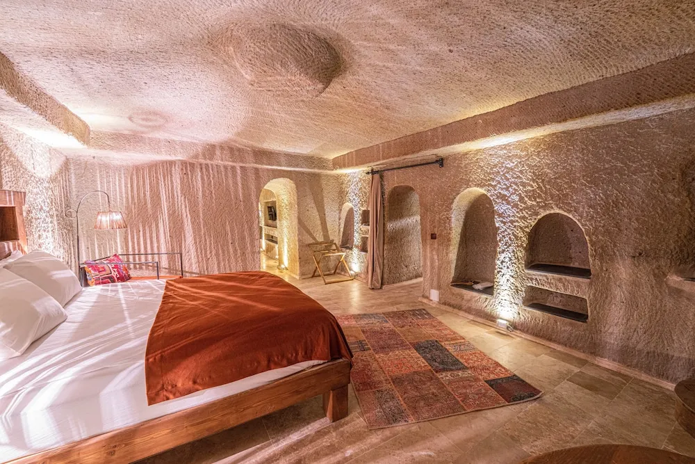 Grand Süit, 1 En Büyük (King) Boy Yatak ve Çekyat, Sıcak Su Küveti