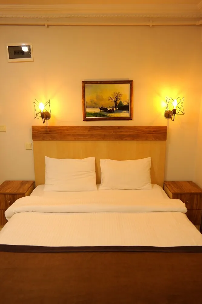 Deluxe Tek Büyük Yataklı Oda