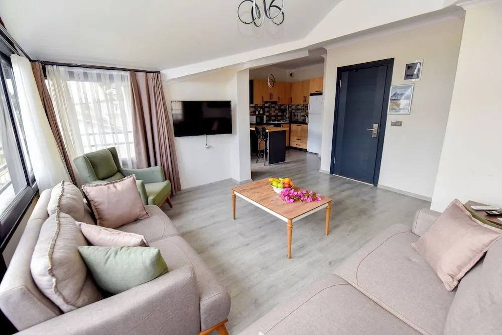 King Suite Sea View With Jacuzzi 1+1 888
