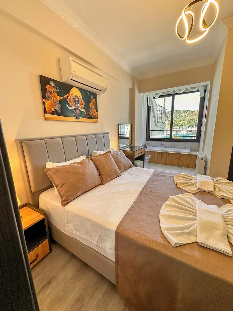 Panoramic Sea View With Jacuzzi 202-302