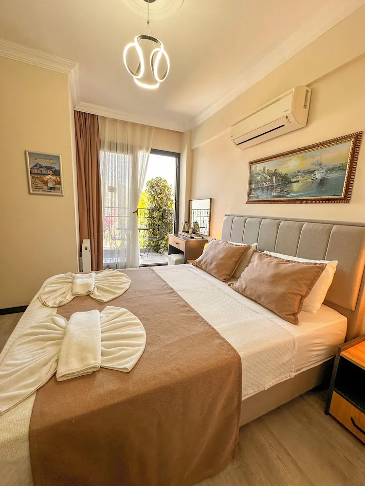 Right Sea View 201-301