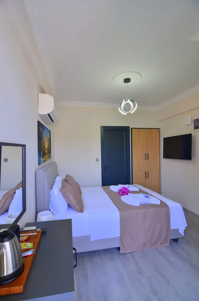 Right Sea View 201-301