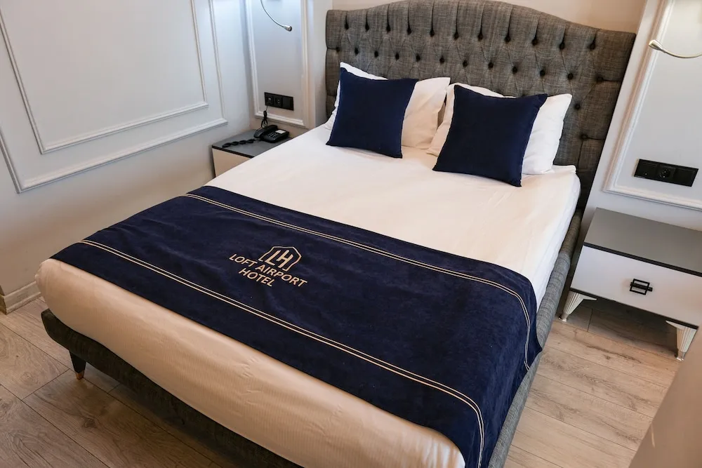 Deluxe Tek Büyük Yataklı Oda