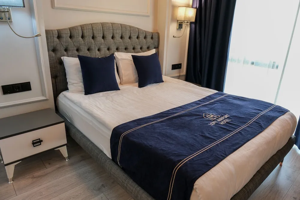 Deluxe Tek Büyük Yataklı Oda