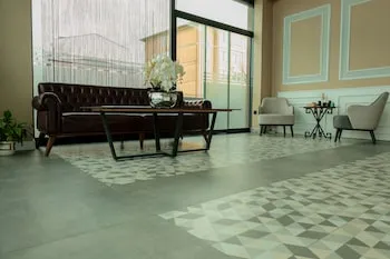 Loft Airport Hotel