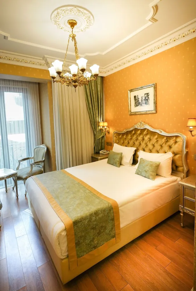 Deluxe Tek Büyük Yataklı Oda, Balkon, Şehir Manzaralı