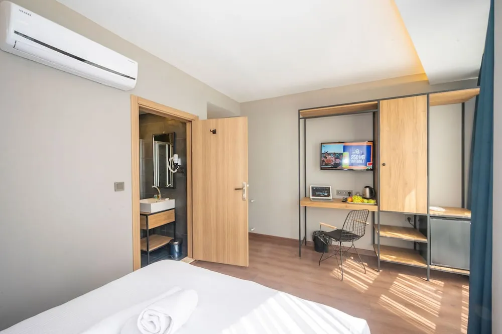 Deluxe Tek Kişilik Oda