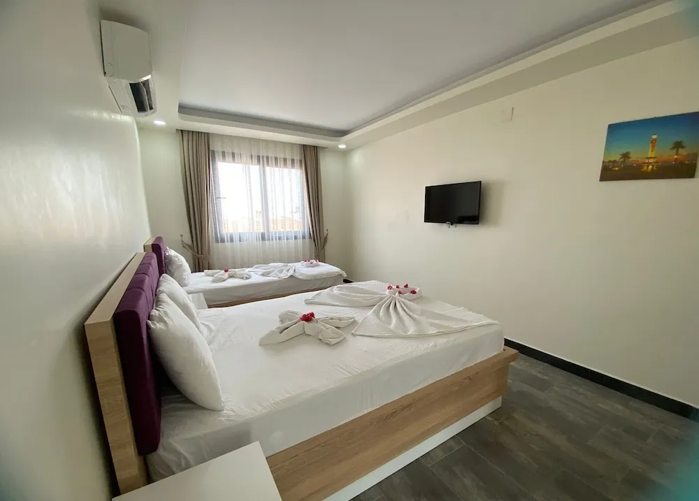 Standard Tek Büyük Yataklı Oda