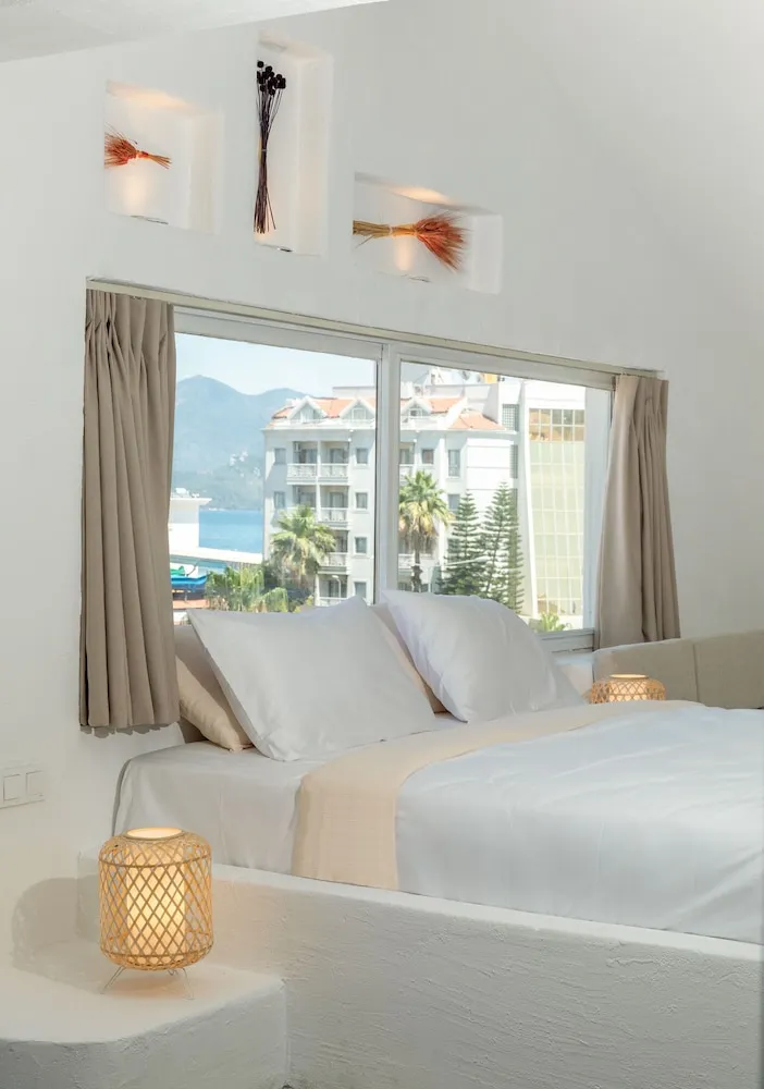 Çatı Katı Süiti (Penthouse)