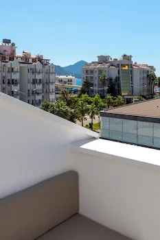 L'olive Homes