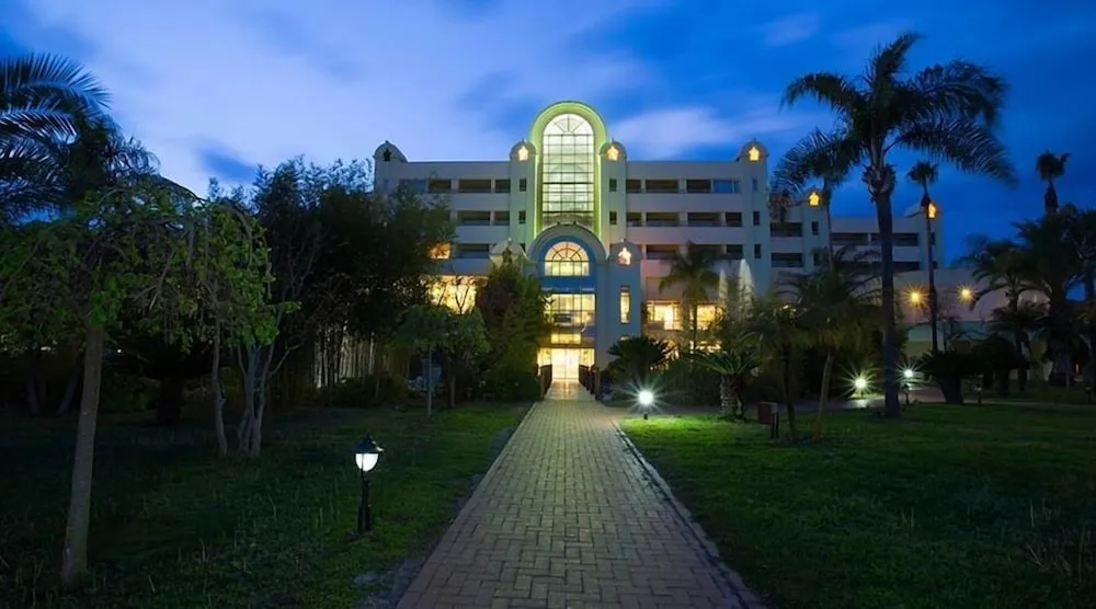 Presa Di Finica Hotel & Suites