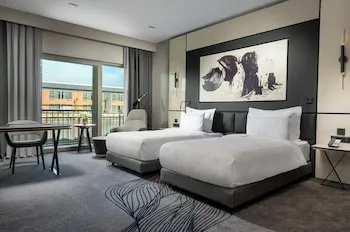 Crowne Plaza İstanbul Tuzla Viaport Marina, bir IHG oteli