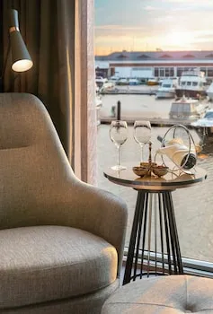 Crowne Plaza İstanbul Tuzla Viaport Marina, Bir IHG Oteli