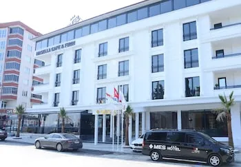 Mes Hotel