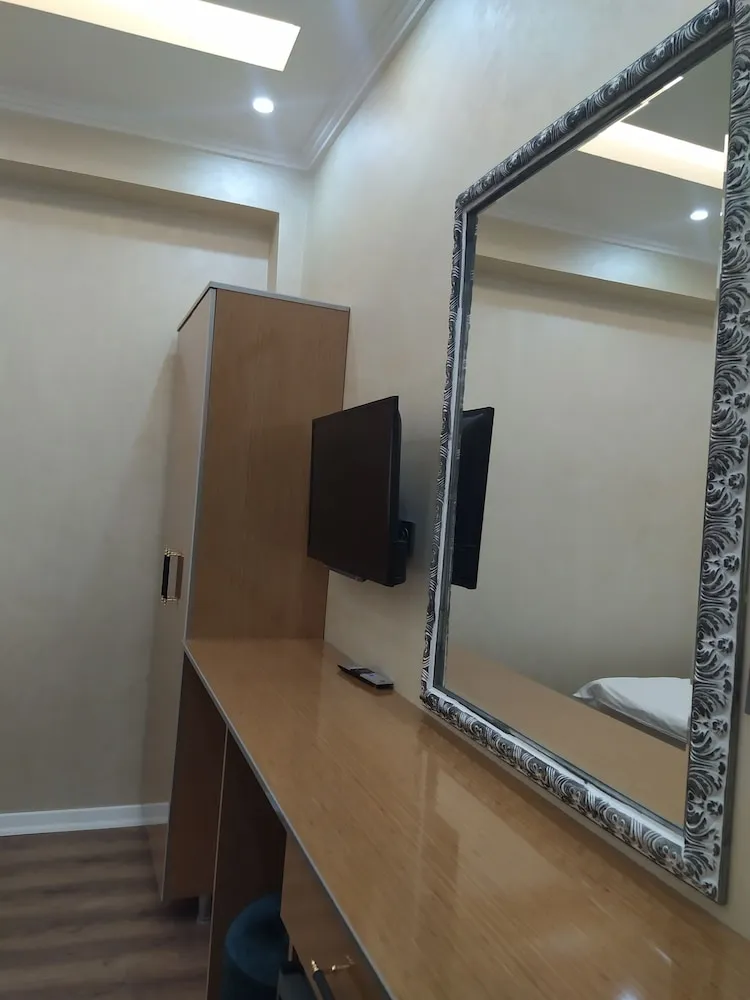 Standard Büyük Yataklı Tek Kişilik Oda