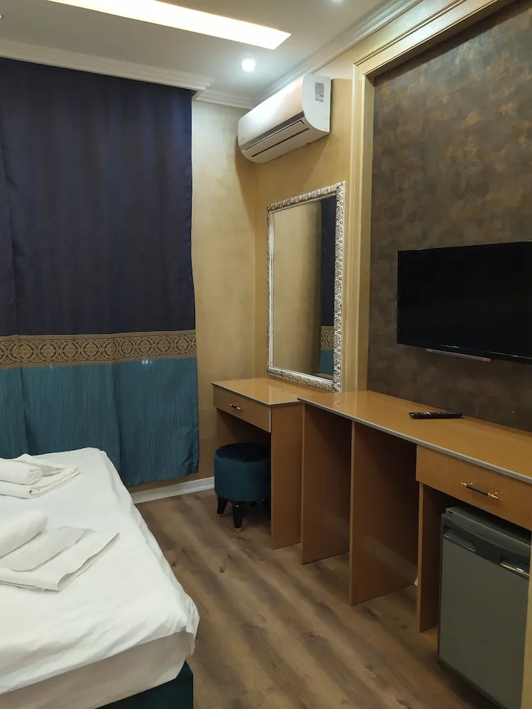 Standard Büyük Yataklı Tek Kişilik Oda