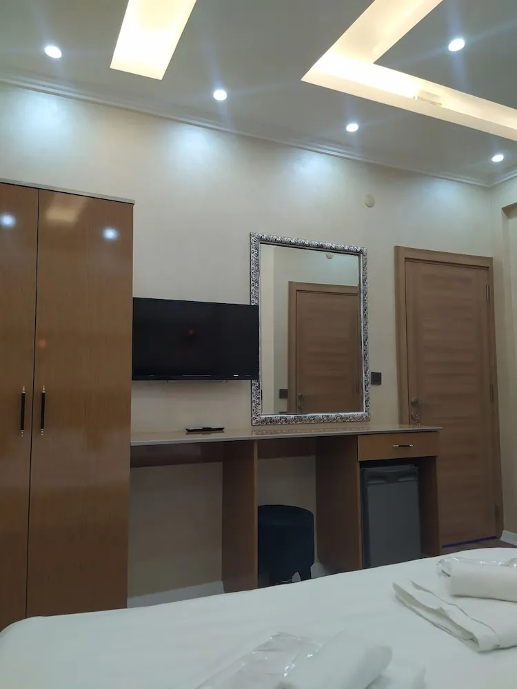 Standard Büyük Yataklı Tek Kişilik Oda