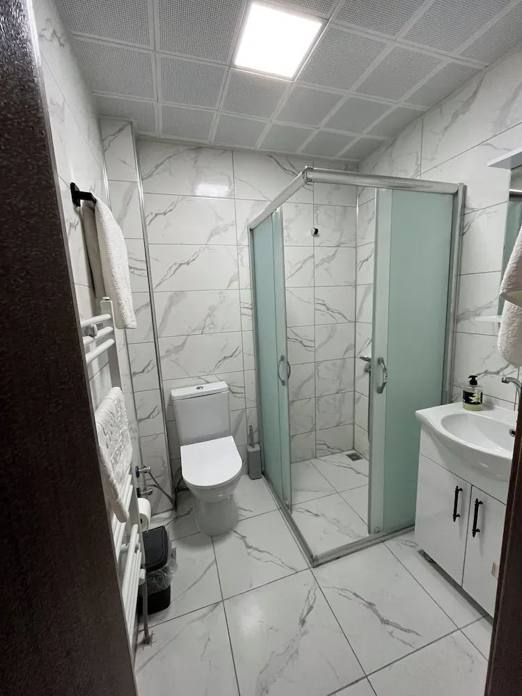 Basic Oda, Şehir Manzaralı