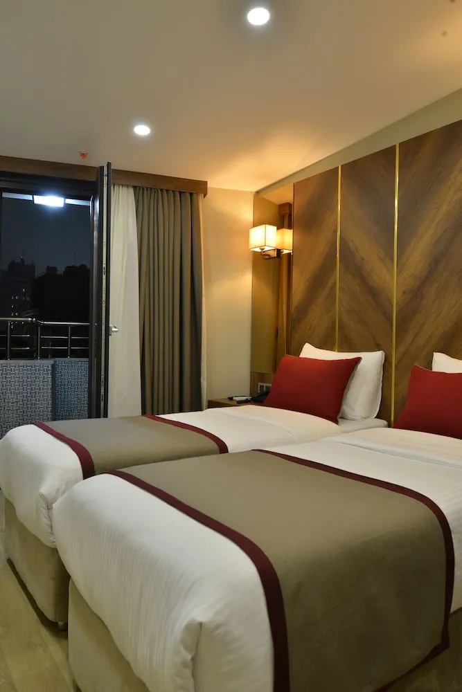 City İki Ayrı Yataklı Oda