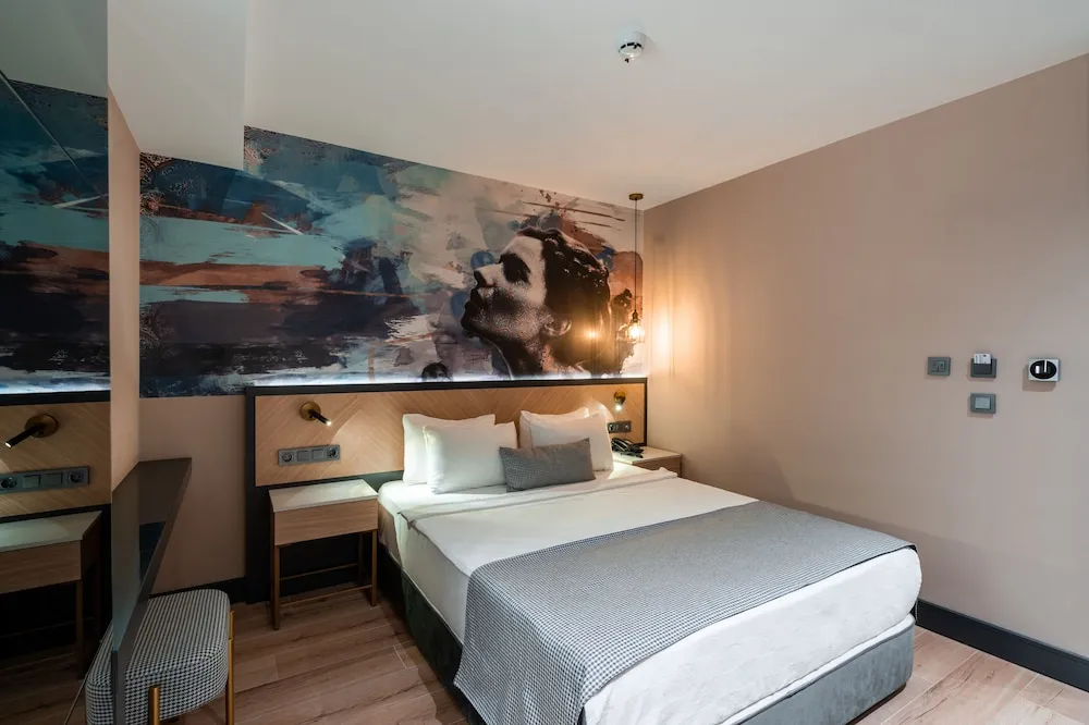 Corner Room