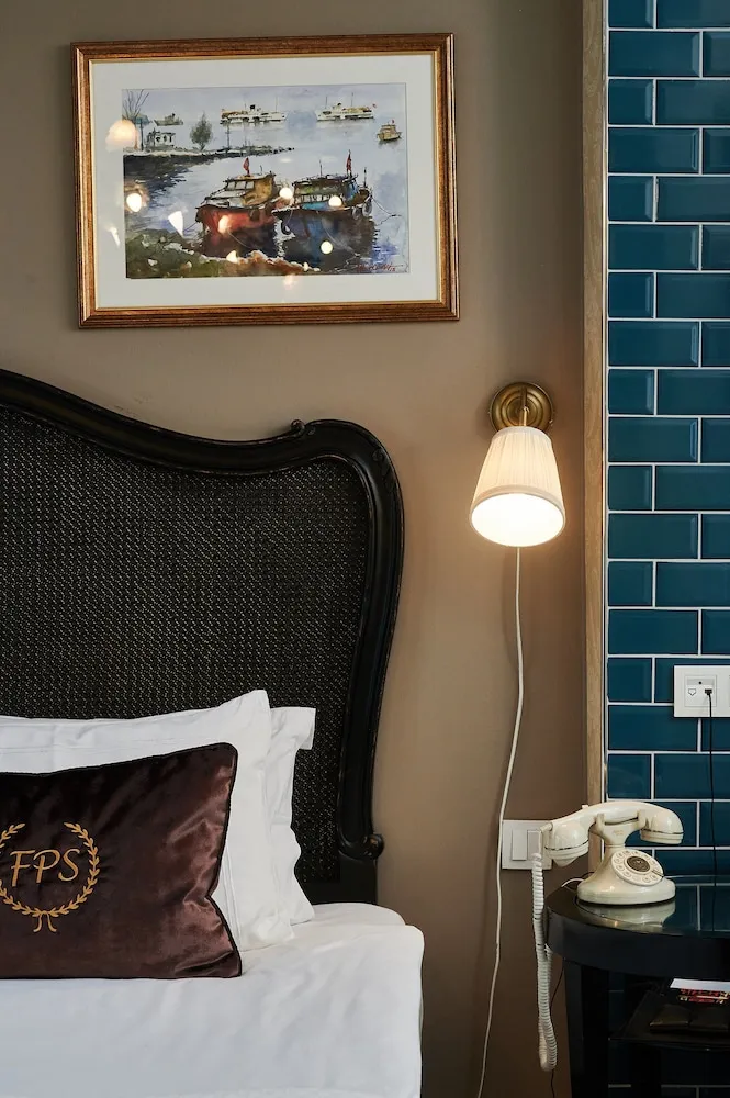 Basic Tek Büyük Yataklı Oda