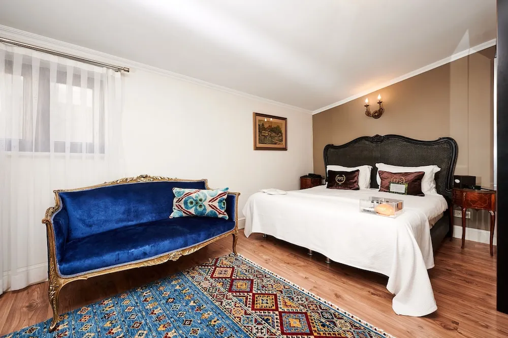 Basic Tek Büyük Yataklı Oda