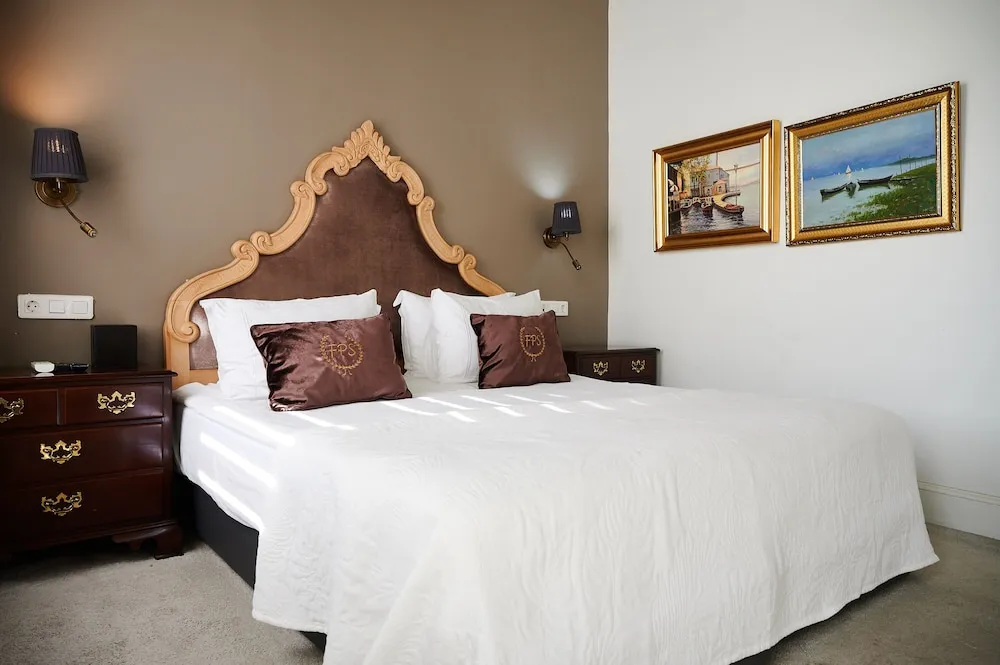 Apartment, 2 Bathroom, 2 Bedroom, with Elevator