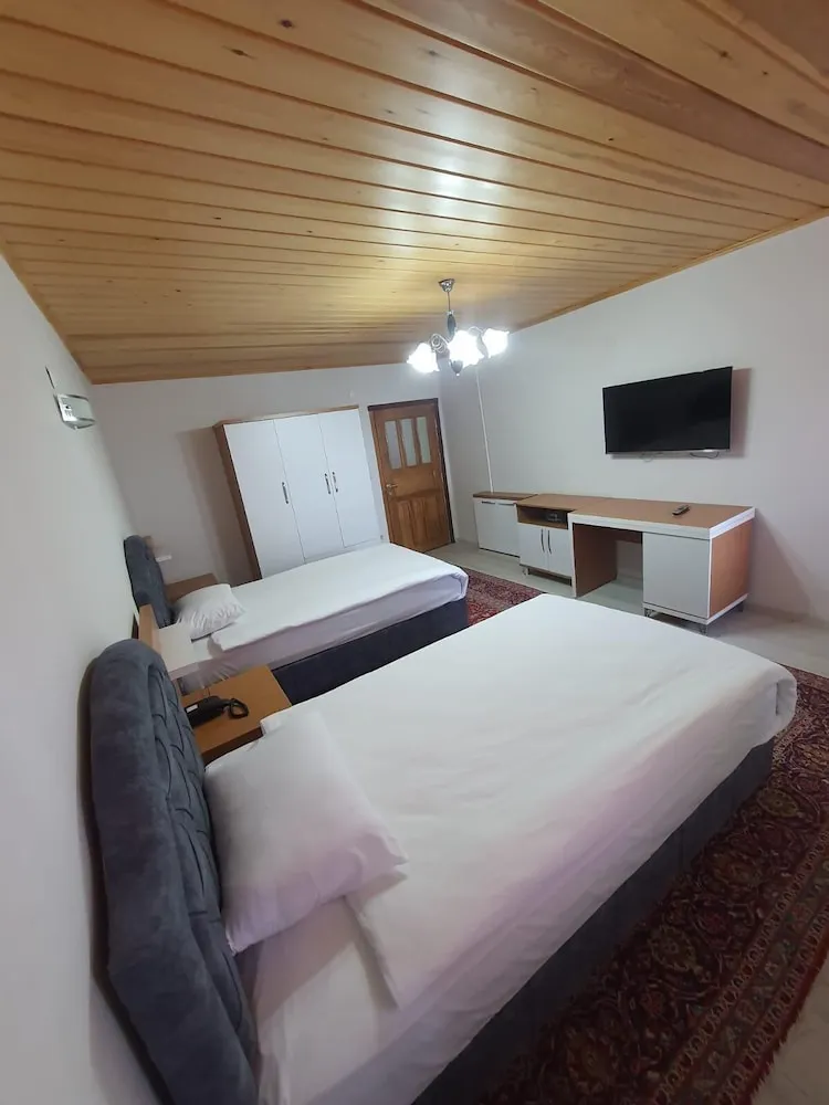 2+1 Family Room