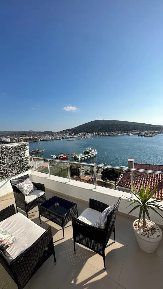 Deluxe Dört Kişilik Oda, 1 En Büyük (King) Boy Yatak ve Çekyat, Sıcak Su Küveti