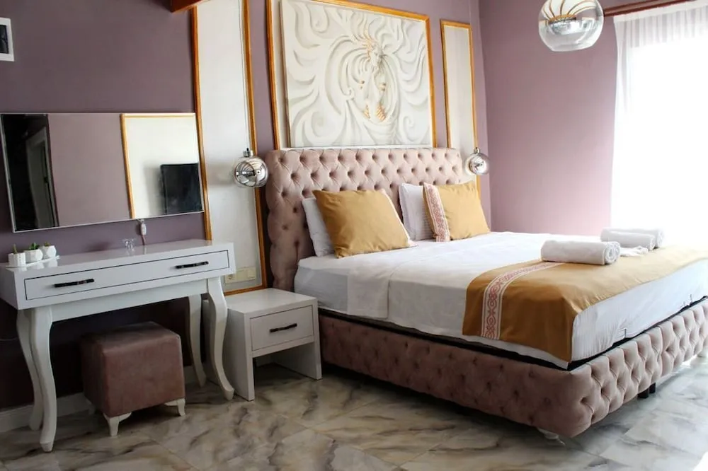 Deluxe Tek Büyük Yataklı Oda, Sıcak Su Küveti