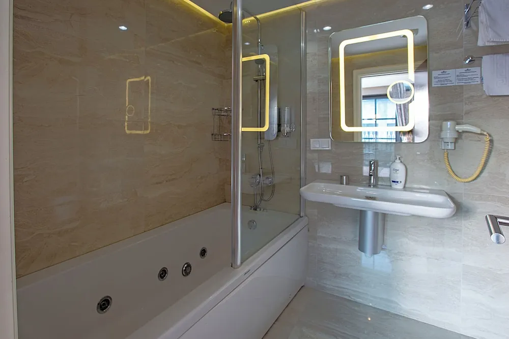 Dört Kişilik Oda, Balkon