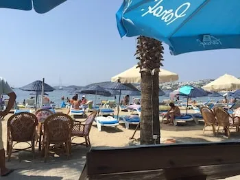Nagi Beach Hotel