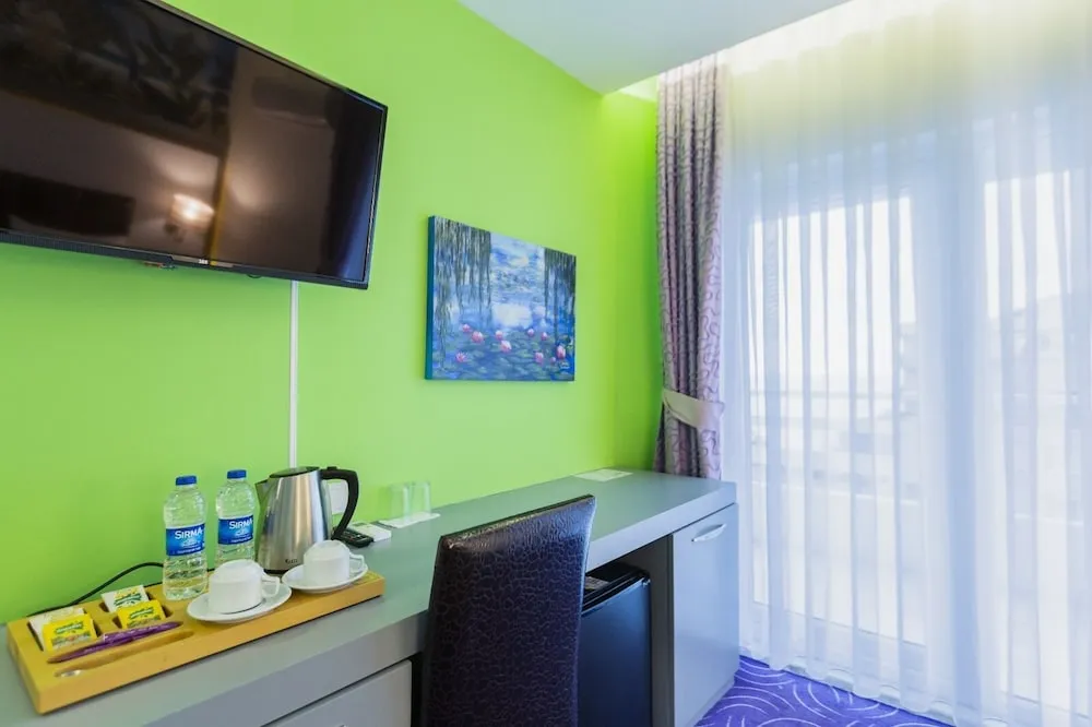 Grand Oda, Deniz Manzaralı