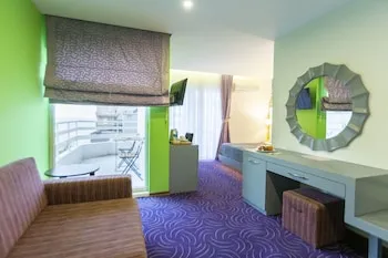 Mene City Hotel