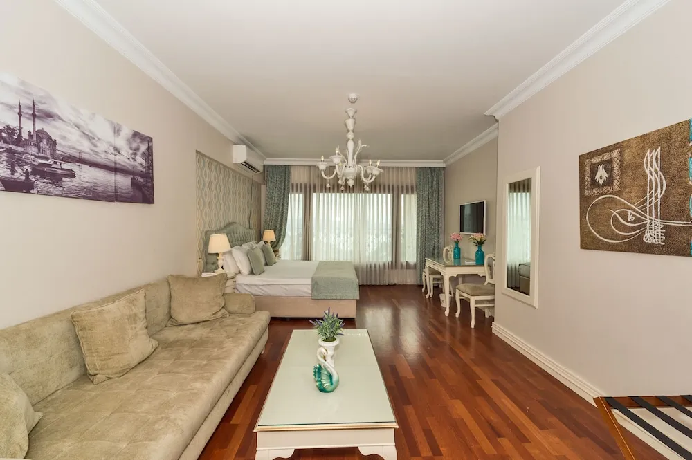 Deluxe Süit (with Bosphorus View)