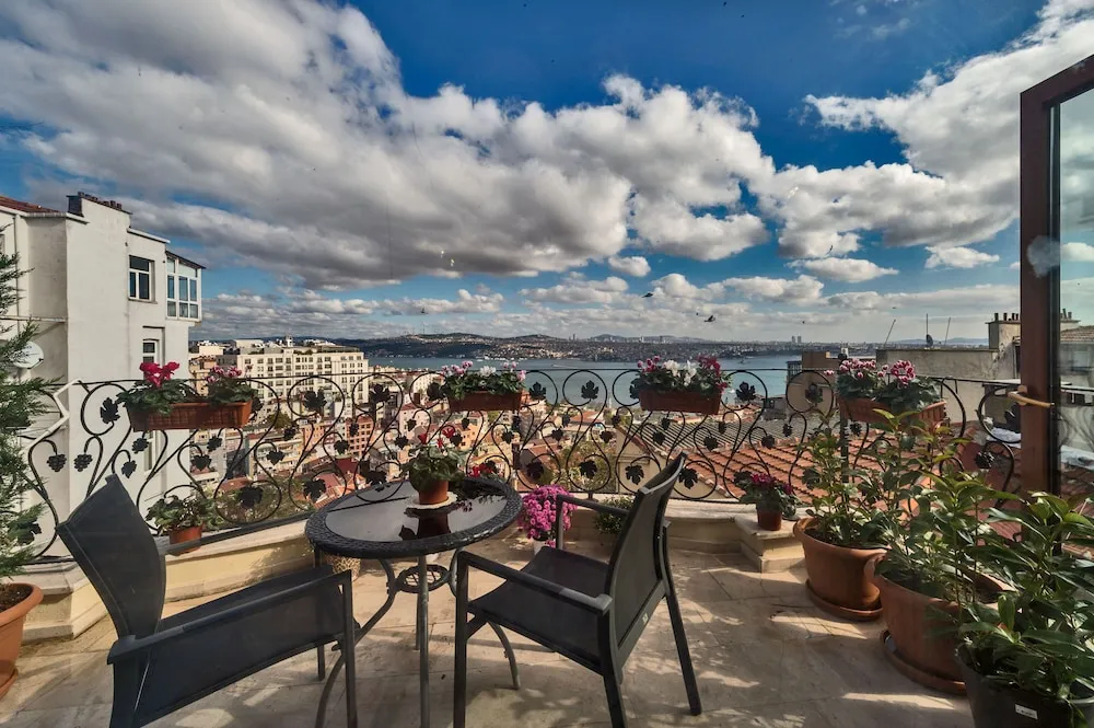 Panoramic Tek Büyük Yataklı Oda, 1 Yatak Odası, Deniz Manzaralı, Executive Katı