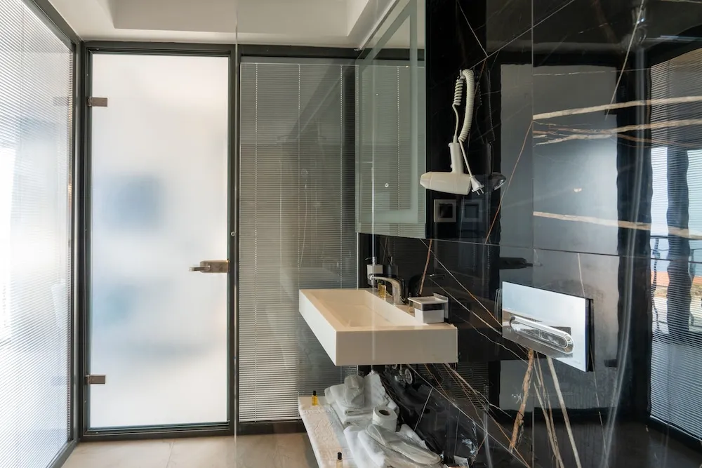 Luxury Oda, Sıcak Su Küveti, Deniz Manzaralı