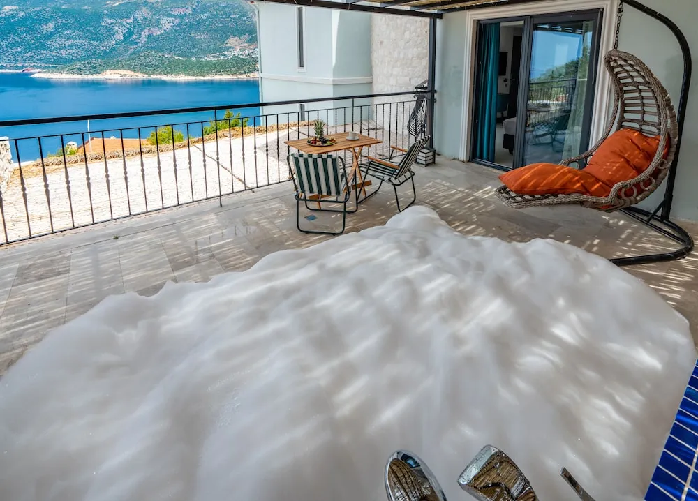 Luxury Oda, Sıcak Su Küveti, Deniz Manzaralı