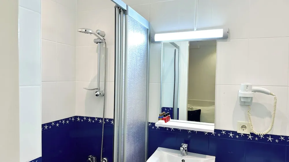 Standard Tek Büyük Yataklı Oda, Balkon