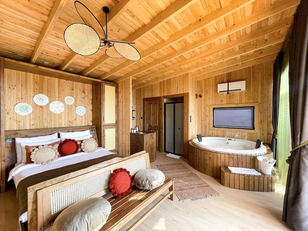 Cedrus Wood House